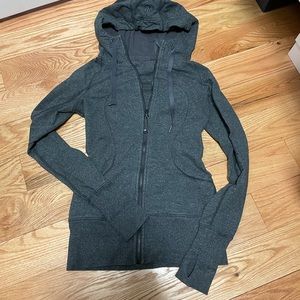 Lululemon gray full zip hoodie with thumb hole sleeves
